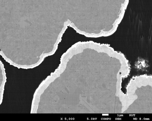 纳米粒子离子磨横截面